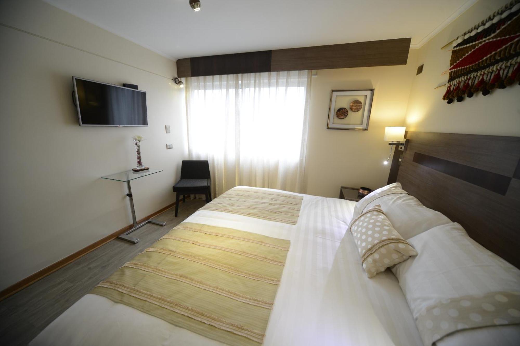 Hotel Boutique Reyall Сантьяго Екстер'єр фото
